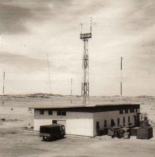 1964- Station Emission.jpg